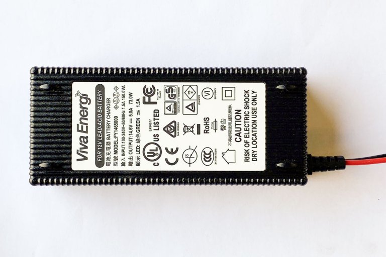 Batterilader 12V (14,6V) / 5A, blybatterier